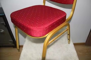 Sillas de banquete apilables de tela para bodas y hoteles, con estructura metálica, diseño moderno, al por mayor y a bajo precio. - Product Image 5