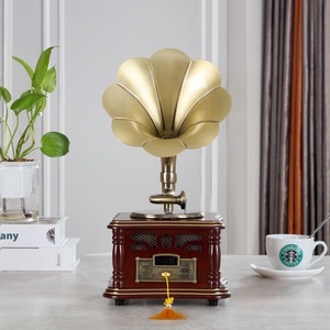 Hot Bán Retro Cổ Điển Cổ Điển Máy Nghe Nhạc 2 Tốc Độ Vinyl Bàn Quay Ghi Kỹ Thuật Số Đài Phát Thanh Máy Nghe Nhạc Máy Nghe Nhạc Với Loa Bằng Đồng - Product Image 3