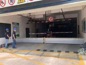 Gemakkelijk te installeren aluminium overstromingsbarrière voor thuis, verwijderbare overstromingspoort voor bescherming van garagedeuren - Product Image 5