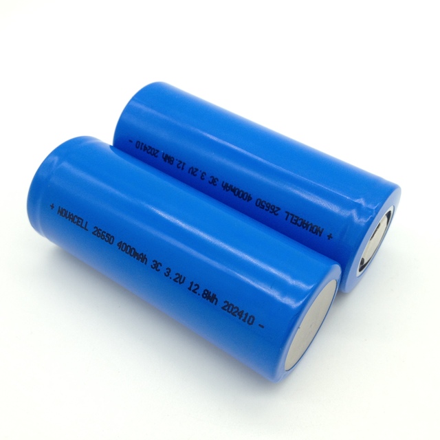 Flat Top Cylindric LiFePO4 Battery 26650 3.2V 4000mah Rechargeable Battery with Max Constant Current 3C