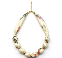 Collier bohème fait main en fil de soie perlé, tissu imprimé noué, bijoux ethniques géométriques pour femmes