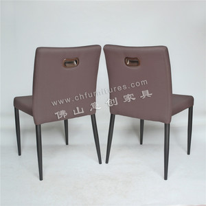 Chaise empilable en aluminium de couleur marron moderne <span class=keywords><strong>et</strong></span> durable <span class=keywords><strong>pour</strong></span> restaurants hôtels banquets salle à manger <span class=keywords><strong>et</strong></span> <span class=keywords><strong>salon</strong></span> - Product Image 3