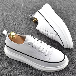 Zapatos Casuales Versátiles y Transpirables de Caña Baja. Nueva Piel de Vacuno de Primavera. Moda Coreana. Pequeño Blanco. Sencillo - Product Image 3