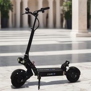 Vente en gros de trottinettes électriques M7 à double moteur, batterie au lithium 60V, puissance 6000W, pneus de 11 pouces, frein hydraulique, trottinette électrique pliable pour adultes - Product Image 1