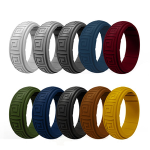 Confezione da 10 <span class=keywords><strong>Anelli</strong></span> in Silicone da Uomo, Fede Nuziale <span class=keywords><strong>Il</strong></span> <span class=keywords><strong>Signore</strong></span> <span class=keywords><strong>degli</strong></span> <span class=keywords><strong>Anelli</strong></span>, Anello in Silicone Larghezza 8 mm Spessore 2,5 mm - Product Image 1