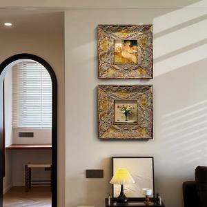 Khung tranh nghệ thuật phong cách Rococo cổ điển, trang trí cầu kỳ, màu vàng, làm từ gỗ nguyên khối, dùng để trưng bày ảnh, tranh trên tường hoặc bàn. - Product Image 4