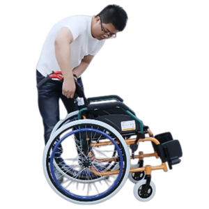 Mobilitätshilfe Leichter Höhenverstellbarer/Fußstützenverstellbarer Aluminium-Legierung Faltbarer Manueller Rollstuhl für Rehabilitation - Product Image 3