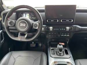 Voitures d'<span class=keywords><strong>occasion</strong></span> <span class=keywords><strong>BJ</strong></span> 212 T01 2024 4x4 à moteur turbo essence, conduite à gauche, petit SUV tout-terrain pour terrains multiples, personnalisation intérieure, prix abordable - Product Image 3