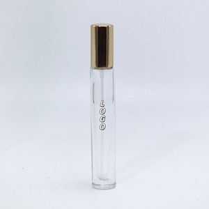Vente en gros de flacons d'échantillons de parfum carrés en verre transparent personnalisés, 10 ml, avec bouchon à vis, boîte, logo personnalisé imprimé, estampage à chaud doré - Product Image 1
