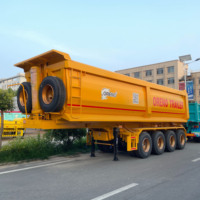 Semi-remorque benne arrière à 3 essieux de type U, carrosserie en acier haute résistance pour le transport de matériaux bruts en carrière