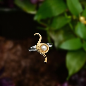 Bague tendance en acier inoxydable 316L plaqué or PVD avec perle centralisée, bijoux pour femmes - Product Image 3