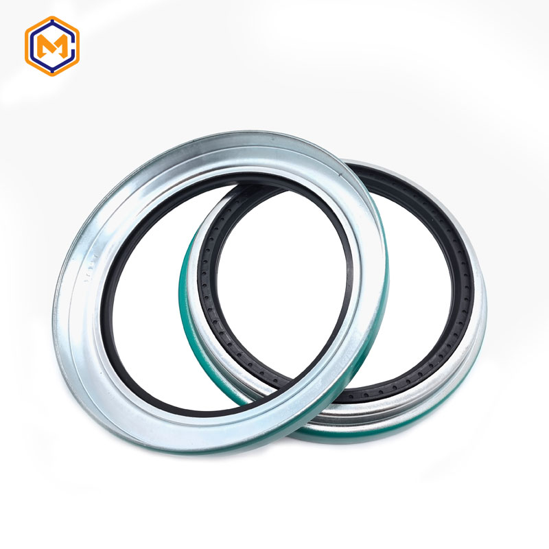 271.297305.307.313-315染色249.250.255-273 High Quality Oil Seals - CRW 47697 for Truck Applications