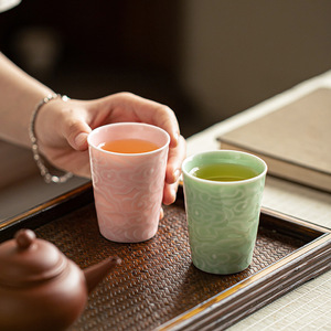 Tasse à café en céramique, porcelaine, motif nuage en relief, mini tasse à thé pour usage domestique - Product Image 3
