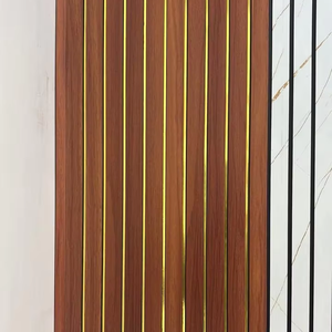 Fabricant de bâtiments en Chine, panneau mural rainuré en bois stratifié, ligne dorée, panneau en PVC cannelé - Product Image 6