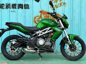 Scooter Beinali 200-400cc vert émeraude, vitesse de 80 km/h, fabriqué dans le Jiangsu, moteur 200-400CC offrant des performances polyvalentes - Product Image 3