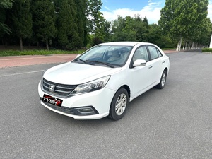 Voiture d'occasion Zotye <span class=keywords><strong>Z300</strong></span> <span class=keywords><strong>2016</strong></span> 1.5 Essence Manuelle Berline Compacte Spacieuse Fiable à Prix Abordable à Vendre - Product Image 3