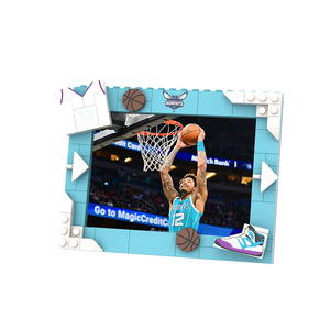 Modèle de jouet en ABS à l'échelle 1:12, cadre de blocs de construction modulaire de <span class=keywords><strong>star</strong></span> de basketball, cadeau attentionné pour les fans d'idoles et ornement pour la maison ou le bureau - Product Image 3