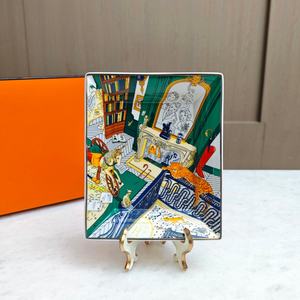 Cenicero de Porcelana Rectangular de Diseño Personalizado, Cenicero de Cerámica para Cigarros - Product Image 1