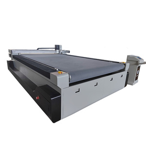 Tự động <span class=keywords><strong>PVC</strong></span> dép và cao su PU Sandal Máy cắt với kỹ thuật số dao động dao - Product Image 4