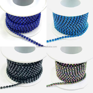 Rouleau de coupe F187 personnalisé coloré carré en cristal Rhinestone pour vêtements bottes chaussures sac décor - Product Image 2