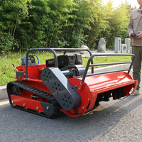 Promotion Tondeuse à gazon sur chenilles à essence de 800 mm, télécommandée, pour une tonte durable des espaces publics