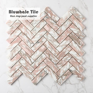 Bluwhale gạch nhà cung cấp nhà máy chất lượng cao bằng tia nước đá tự nhiên hồ bơi gạch xương cá đá cẩm thạch khảm màu hồng — ảnh 1