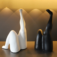 Moderne Minimalistische Nordische Geometrische Abstrakte Figur Umweltfreundliche Handbemalte Harz-Skulptur Dekoration