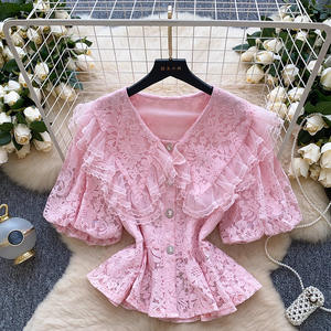 Chemisier à col Peter Pan en dentelle et manches bouffantes pour femme, avec ourlet à volants, tendance - Product Image 2