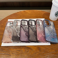 Coque de téléphone antichoc en TPU transparent haute sensibilité style Ins pour 16promax, motif papillon scintillant à effet vague d'eau