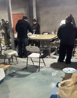 Chaise pliante robuste en plastique de 300 lb avec structure en tube d'acier pour conférences, églises, auditoriums et événements de location