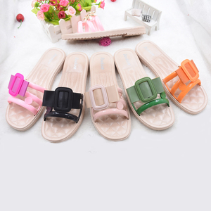 PVC Nhựa Mùa Hè Phụ Nữ Dép Đi Trong Nhà Slide Cô Gái Dép Đi Trong Nhà Hoa Cúc Giày Cho Phụ Nữ - Product Image 6