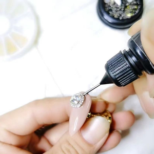 10ml Nail Art Bord Colle D'étanchéité Colle Strass Colle Gel Séchage Rapide Sans Lavage Couture Remplissage Colle Manucure Outil - Product Image 6