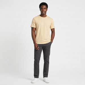 Camiseta de Hombre 100% Algodón de Alta Calidad OEM, Logotipo Frontal, Textura Suave, Ajuste Premium Cómodo, Transpirable y Ecológica para Tiendas Globales - Product Image 1