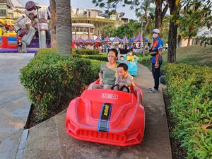 Manèges de foire pas cher <span class=keywords><strong>prix</strong></span> UFO rond gonflable glace autos tamponneuses centre commercial intérieur pour enfants et adultes en fibre de verre Ali Brother - Product Image 2