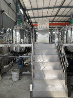 Machine de fabrication cosmétique, mélangeur de crème 100L-10000L SUS304, homogénéisateur émulsifiant sous vide à moteur pour l'alimentation et les produits chimiques