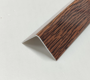Protection d'angle murale <span class=keywords><strong>en</strong></span> PVC imitation bois <span class=keywords><strong>en</strong></span> forme de L, résistante aux chocs et écologique, vente <span class=keywords><strong>en</strong></span> gros - Product Image 4
