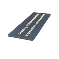Plaques de Marque Personnalisées en Métal, Étiquettes Imprimées en Jaune, Base Noire en Aluminium, Logo en Relief pour Porte