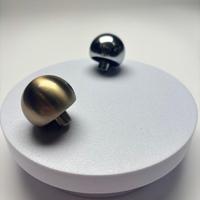 Poignées de meuble en alliage de zinc Hemisphere, boutons dôme, finitions laiton antique et chrome, poignées de tiroir modernes et minimalistes pour cuisine et villa
