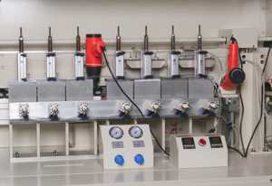 XINBAODI เครื่องอัดขอบเอียง45องศา,เครื่องขึ้นรูปขอบ J C แบบอัตโนมัติเต็มรูปแบบเครื่องขึ้นรูปขอบนิ่มสำหรับเฟอร์นิเจอร์ตู้มือ - Product Image 3