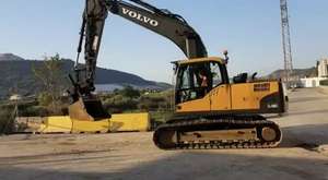 Excavatrice sur chenilles Volvo EC160CL à haut rendement, originale multifonctionnelle, en bon état, excavatrice Komatsu SANY CAT d'occasion en vente - Product Image 3