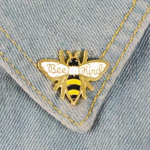 Cartoon Insect Brooches Cute Little Bee Enamel Brooch Bee Kind Lapel Badge Funny Pins Hats Clothes Decoration Brooches Pins Gift