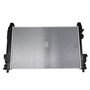 Radiador de Aluminio Soldado Nuevo para Clase C, Motor <span class=keywords><strong>MT</strong></span> 2.0L, <span class=keywords><strong>Prueba</strong></span> Profesional, Alta Calidad - Product Image 1