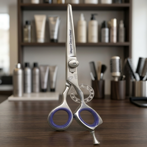 Right-Handed Stainless Steel Sharp Hairdressing Scissors - Product Image 3