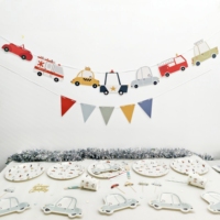 DAMAI Articles de fête d'anniversaire sur le thème des voitures pour enfants, tendance, vaisselle jetable, ensembles de vaisselle, bannière en papier, serviettes, gobelets, assiettes