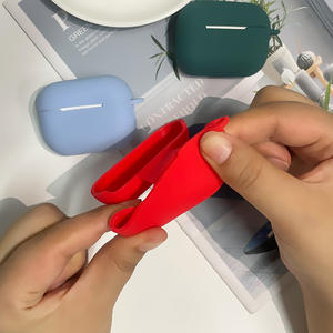 Casing Headphone Silikon Lembut Anti Benturan Tahan Air untuk Airpods Pro Generasi ke-<span class=keywords><strong>2</strong></span> 2022 - Product Image 3