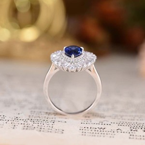 Anillo de Laboratorio de Moda, Marca Famosa, Accesorios para Mujer, Joyería de Zafiro Arcoíris al por Mayor - Product Image 3