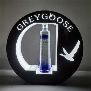Support d'exposition pour bouteilles de vodka Grey Goose en acrylique LED, rond, avec éclairage blanc - Product Image 2