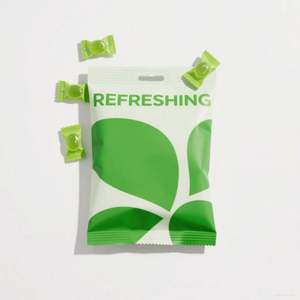 Etiquetas Adhesivas Impermeables Personalizadas para Bálsamos Labiales y Productos de Cuidado de la Piel, Gran Venta - Product Image 1