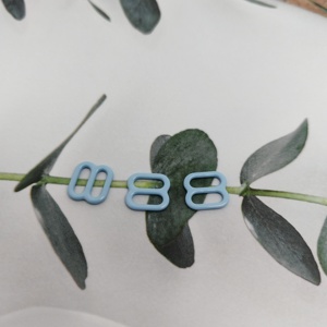 Anneaux et curseurs de soutien-gorge en nylon enduit en forme de 8, écologiques, accessoires de lingerie haut de gamme pour soutien-gorge et maillots de bain - Product Image 4