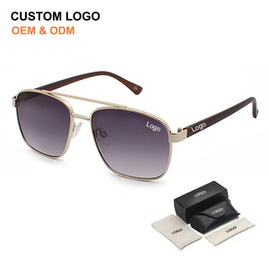 Gafas de Sol de Metal Cuadradas Estilo Piloto Clásicas al por Mayor para Hombre, Gafas de Sol de Moda Vintage Personalizadas con Protección UV400, Gafas de Sol de Diseñador para Hombre - Product Image 1